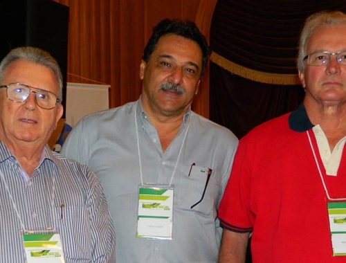 A partir da esquerda Oscar Raabe presidente da ABRACAL Joao Bellato Jr SP e Anselmo Vasconcellos MG